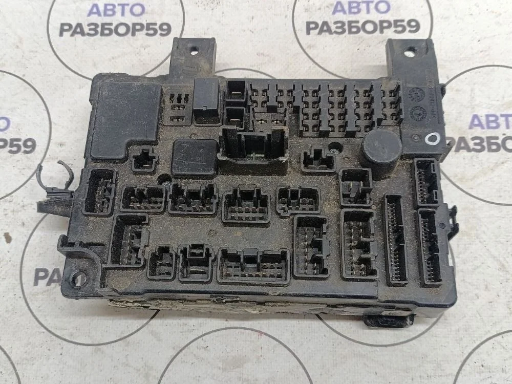 Блок предохранителей Mitsubishi Outlander III (2012—2015)