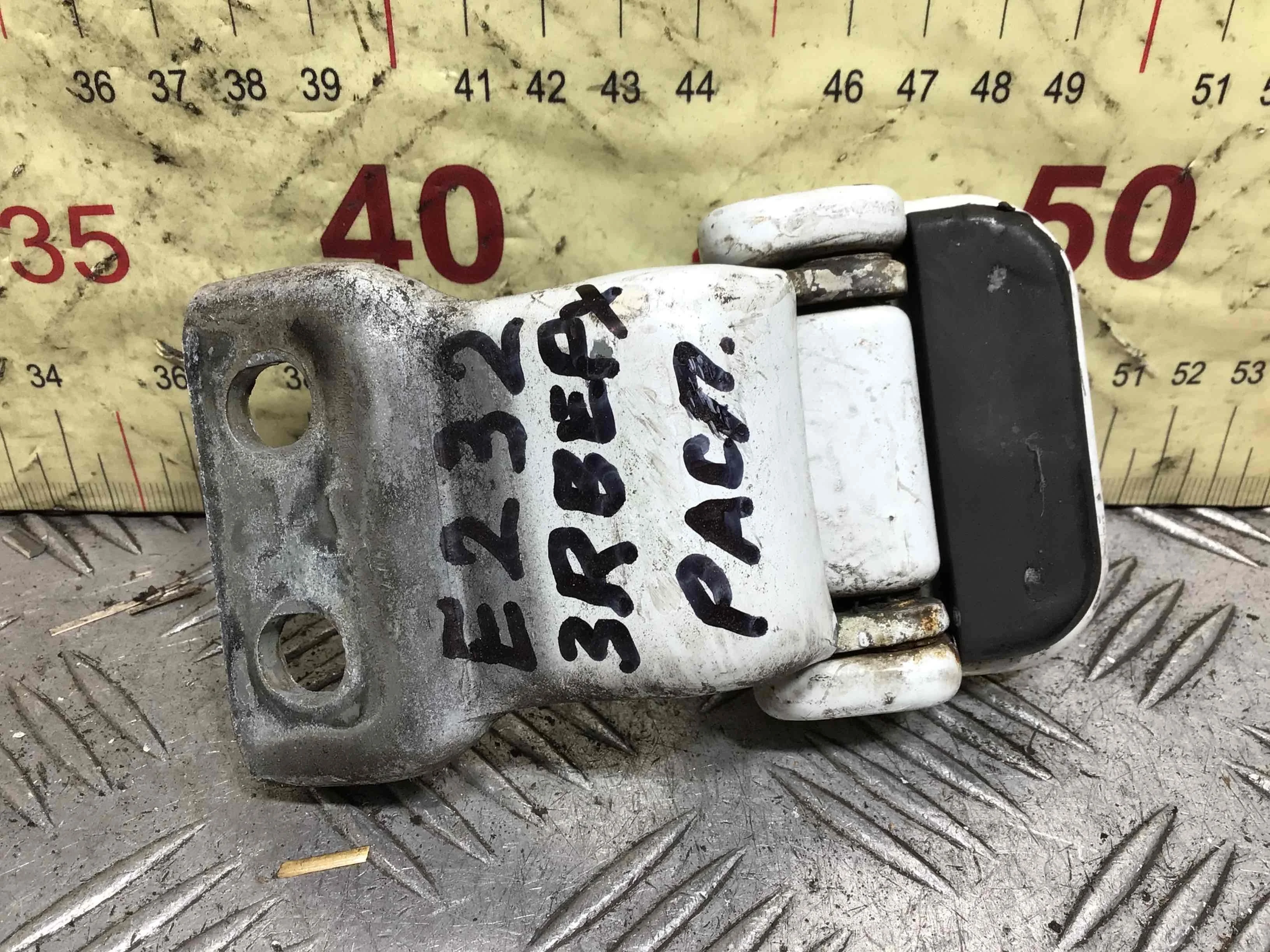 Петля двери задней правой Ford Transit 3 поколение [рестайлинг] (2006-2013) дизель 2.2 TDCi Механика Микроавтобус