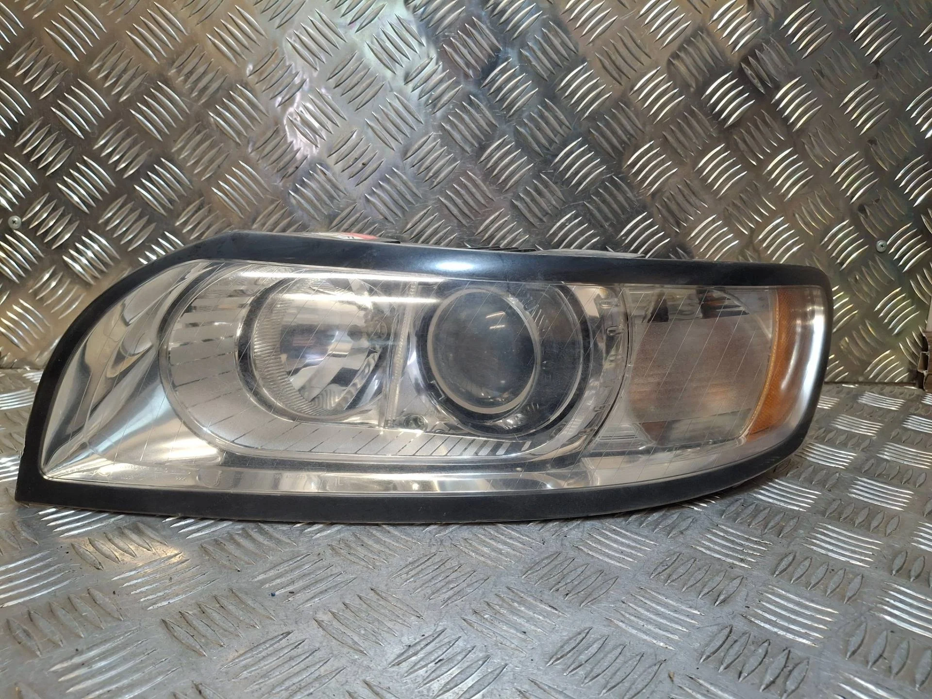 фара левая Volvo S40 2