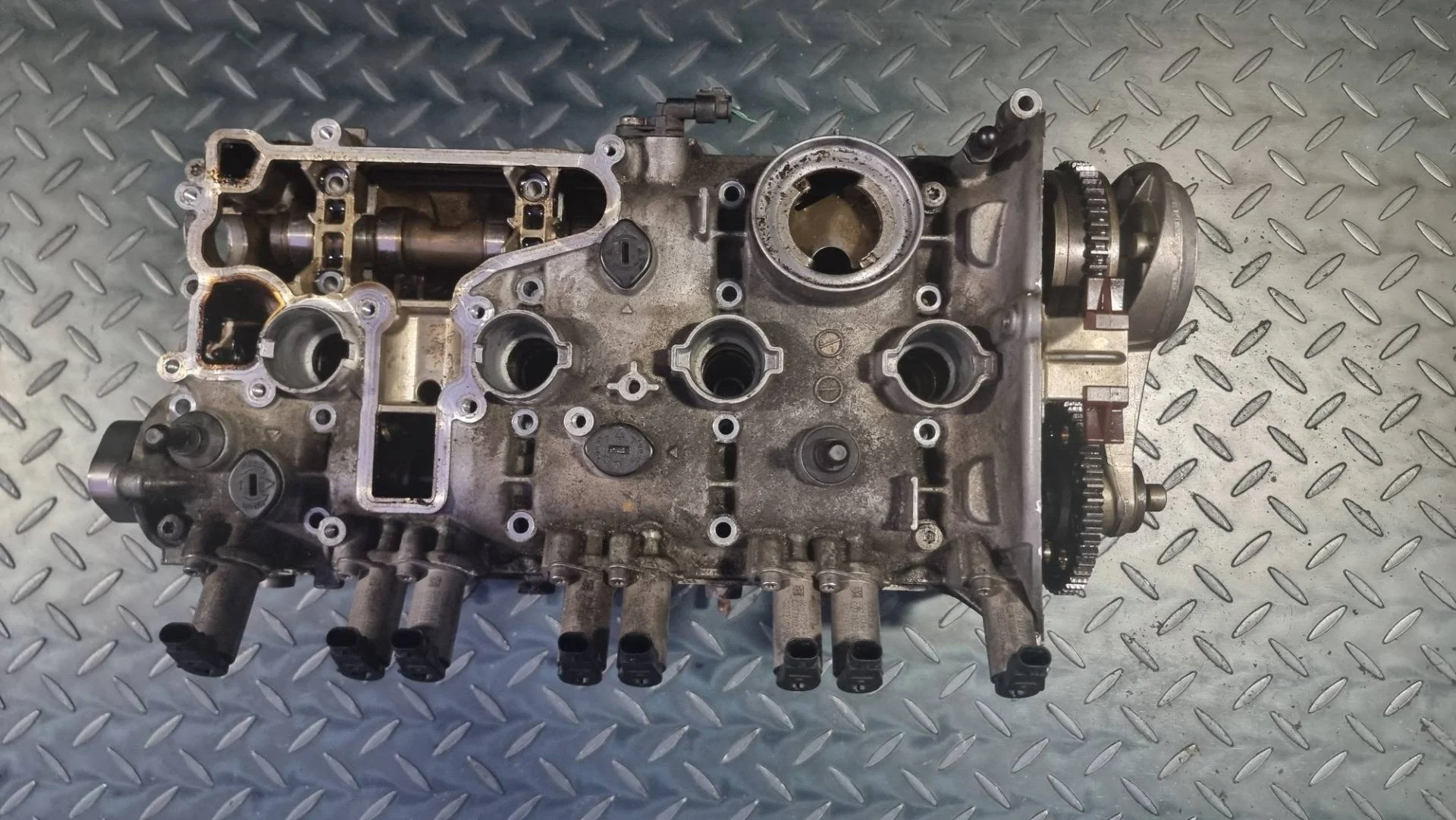 головка блока цилиндров Audi A4 B8/8K