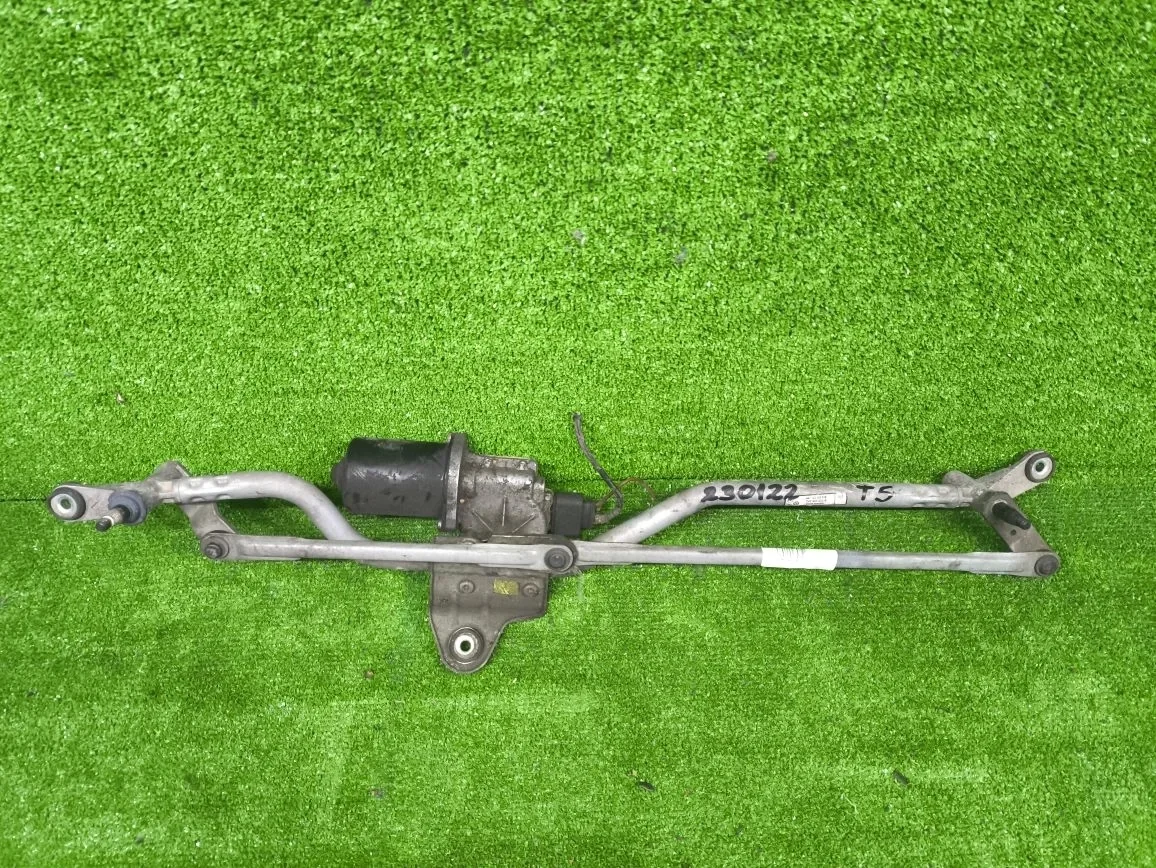 Трапеция дворников VOLKSWAGEN TRANSPORTER T5 2003- в сборе с моторчиком б/у TRANSPORTER T5(2003-2015)