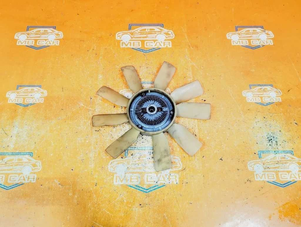 Вискомуфта Mercedes-Benz