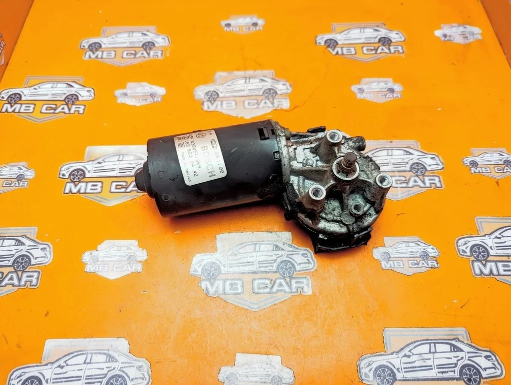 Моторчик дворников передний Mercedes-Benz