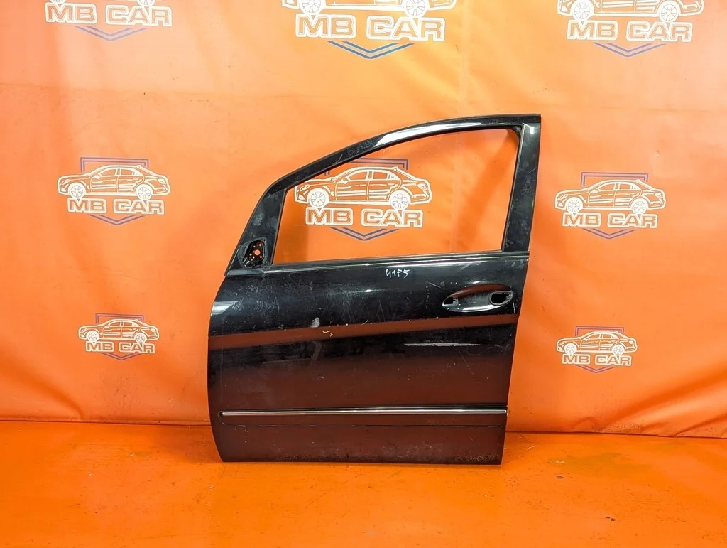 Дверь передняя левая Mercedes-Benz