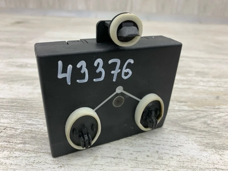 Блок управления дверьми AUDI A6 2011 4G8959793C СЕДАН CLAB, передний левый