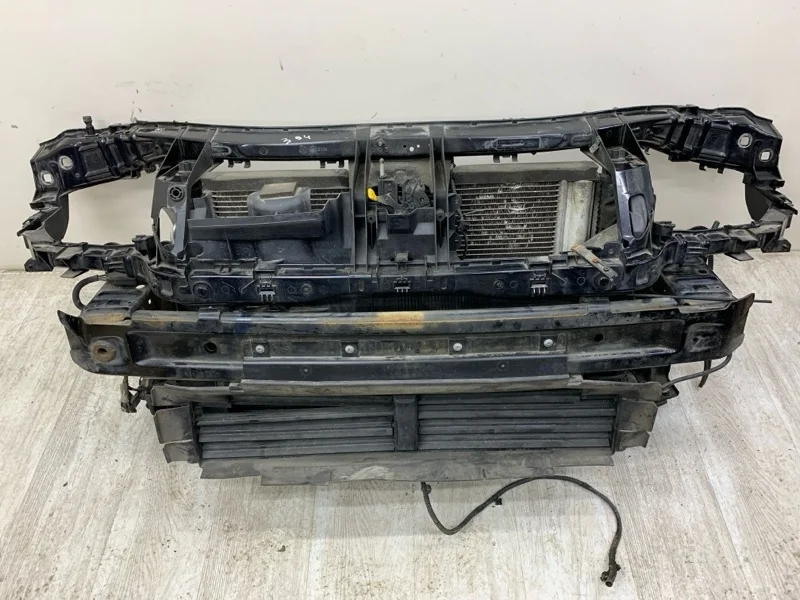 Кассета радиаторов в сборе FORD MONDEO 2010 1778038 УНИВЕРСАЛ UFBA