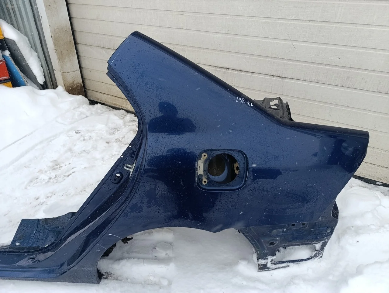 Крыло заднее левое Corolla E12 2001-2006