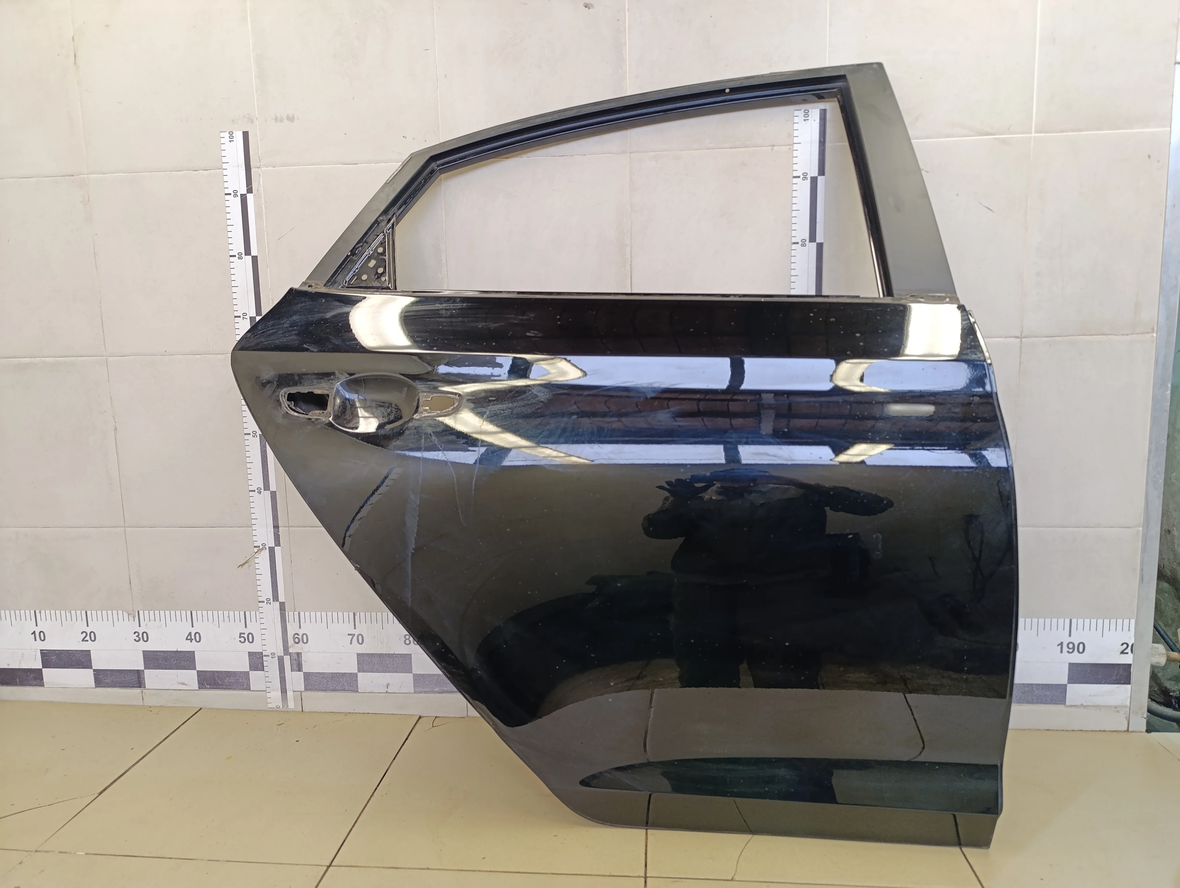 Дверь задняя правая Solaris 2017>