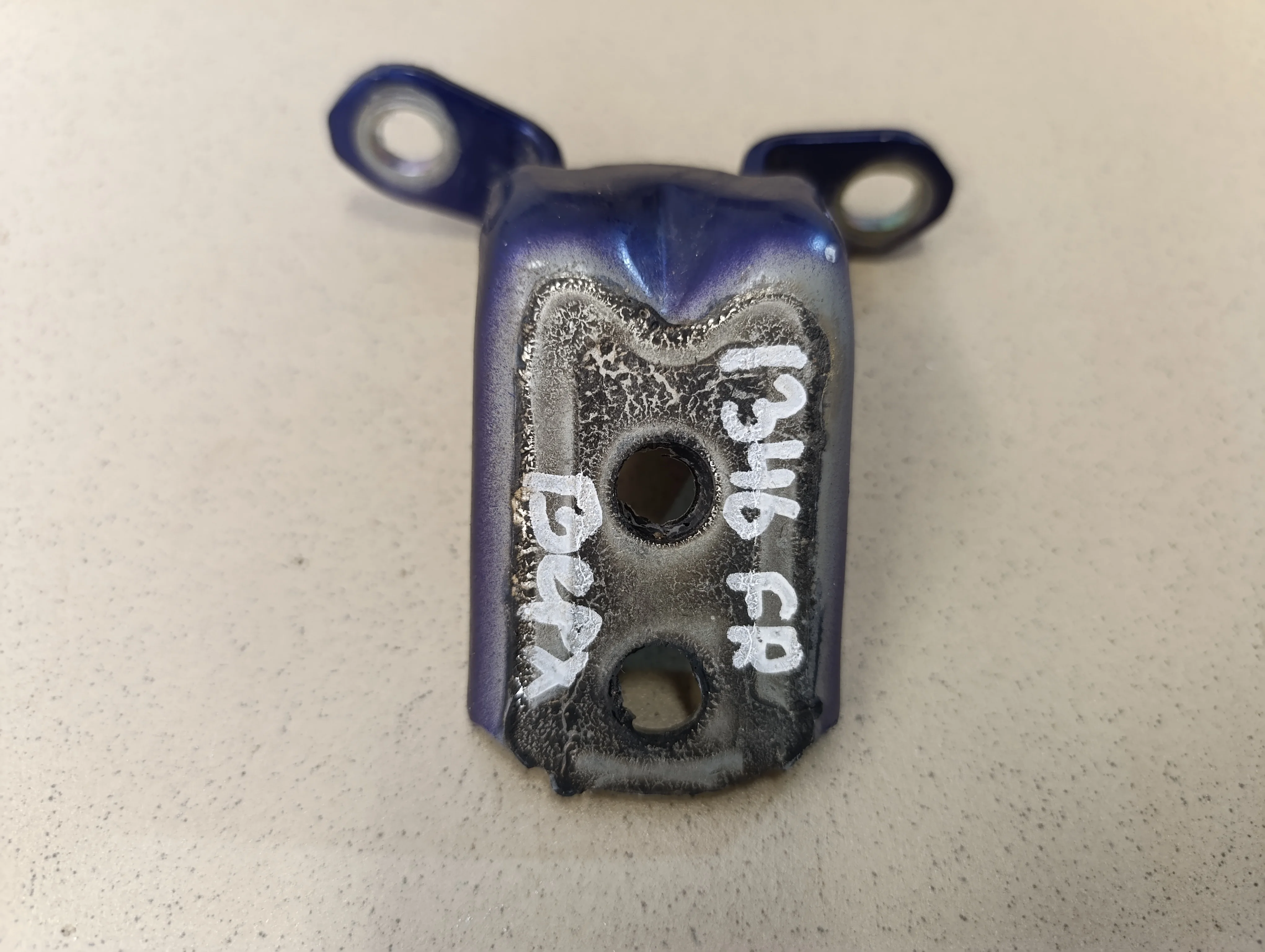 Петля двери Juke (F15) 2011>