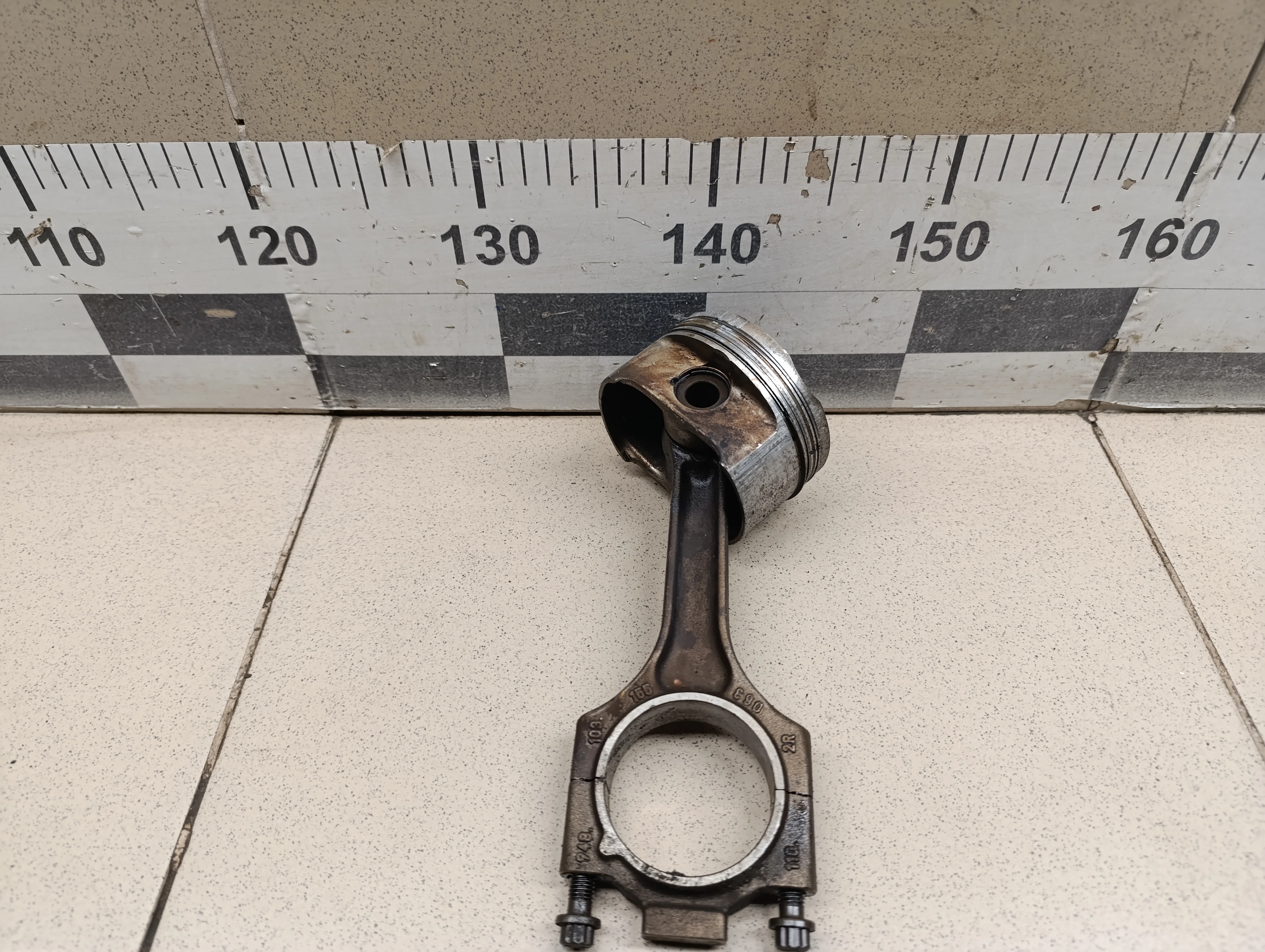 Шатун Cayenne 2003-2010