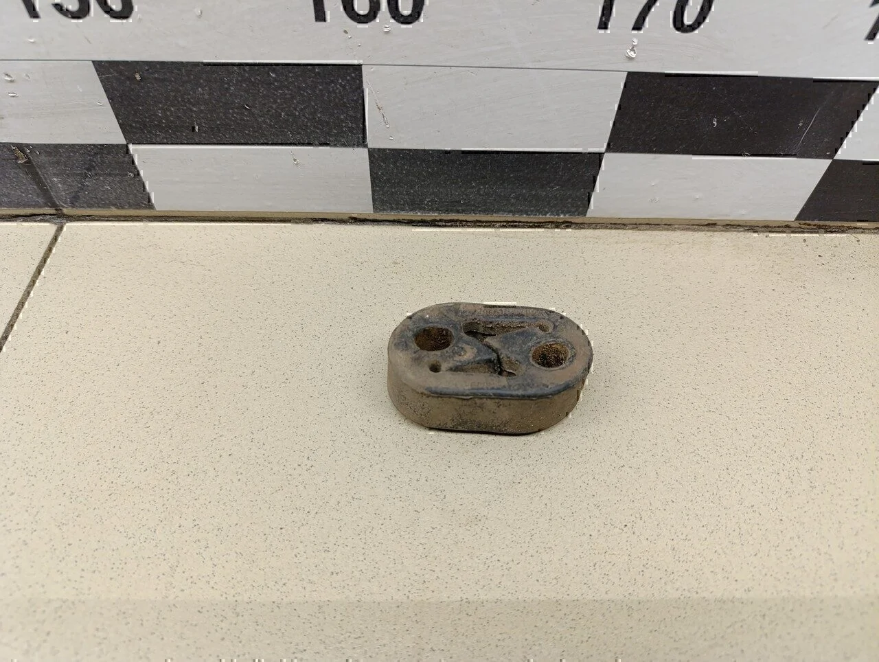 Резинка подвеса глушителя Qashqai (J10) 2006-2014