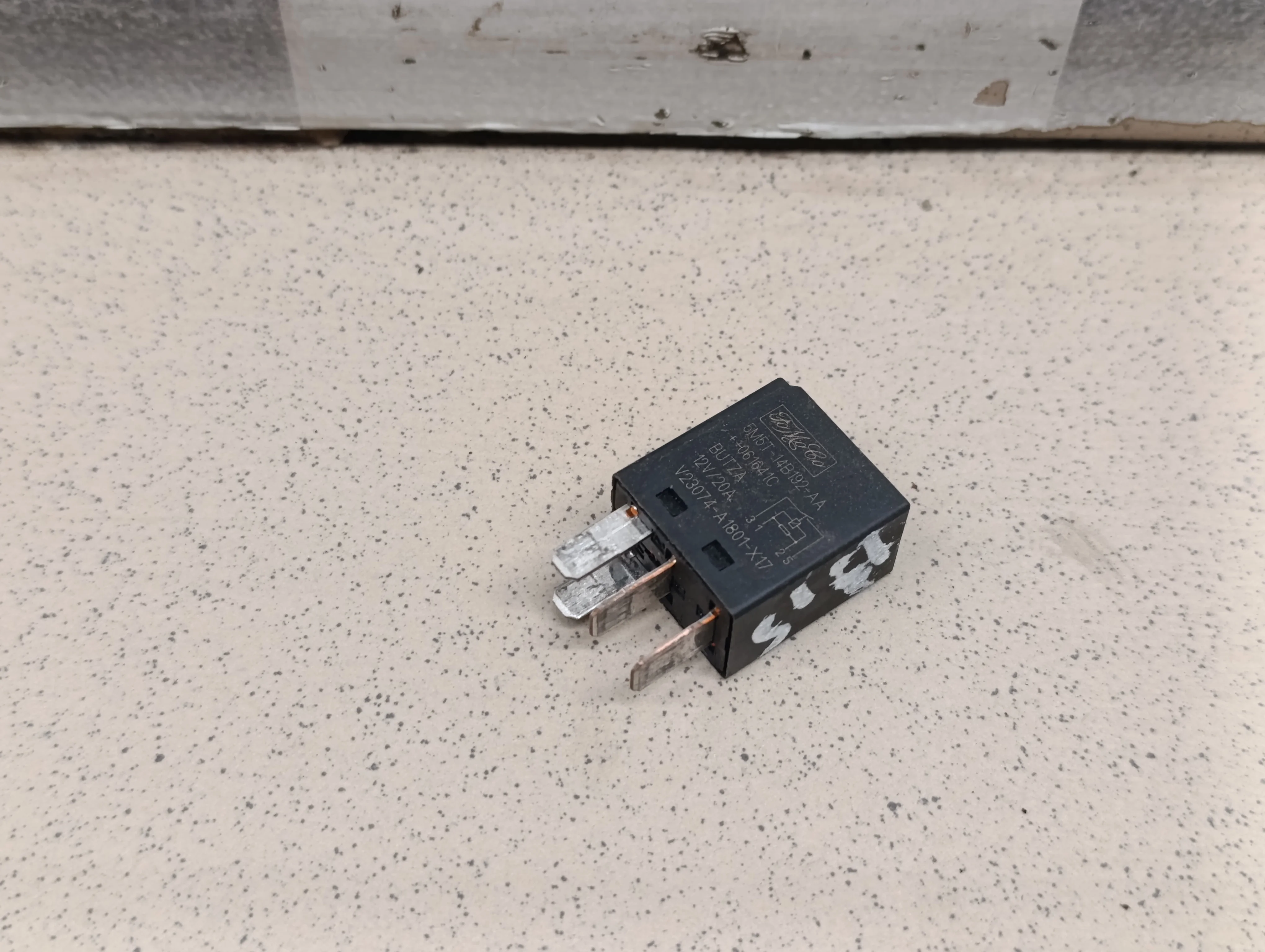 Реле Focus II 2005-2008