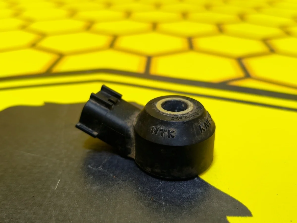 Датчик детонации Nissan X-TRAIL 2008 22060JK20A T31 QR25DE