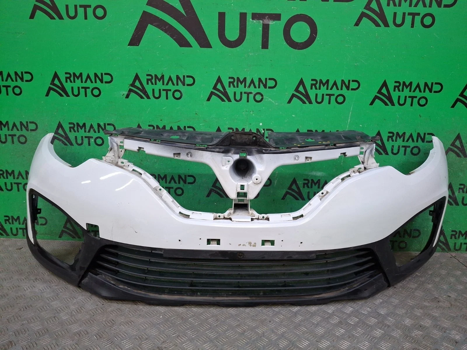 Бампер Renault Kaptur 2016-нв