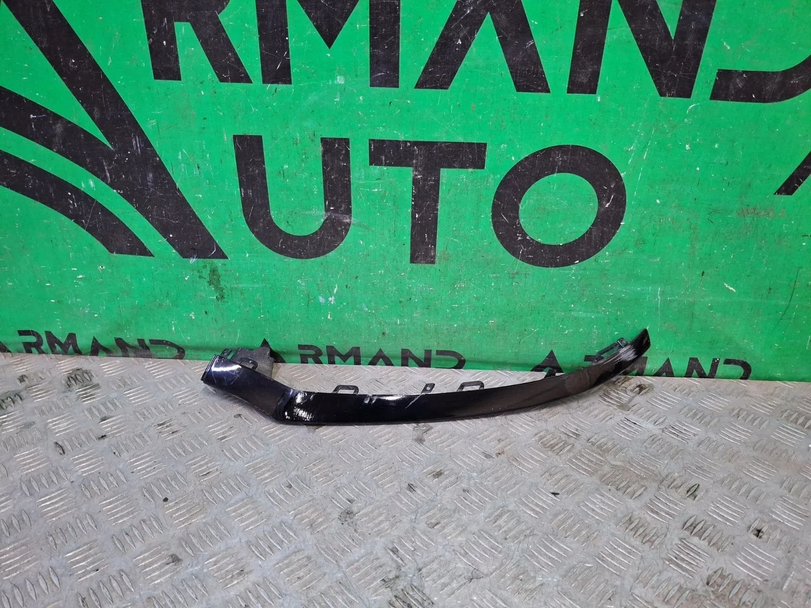 Накладка бампера Mercedes -Class 2014-2018 W205