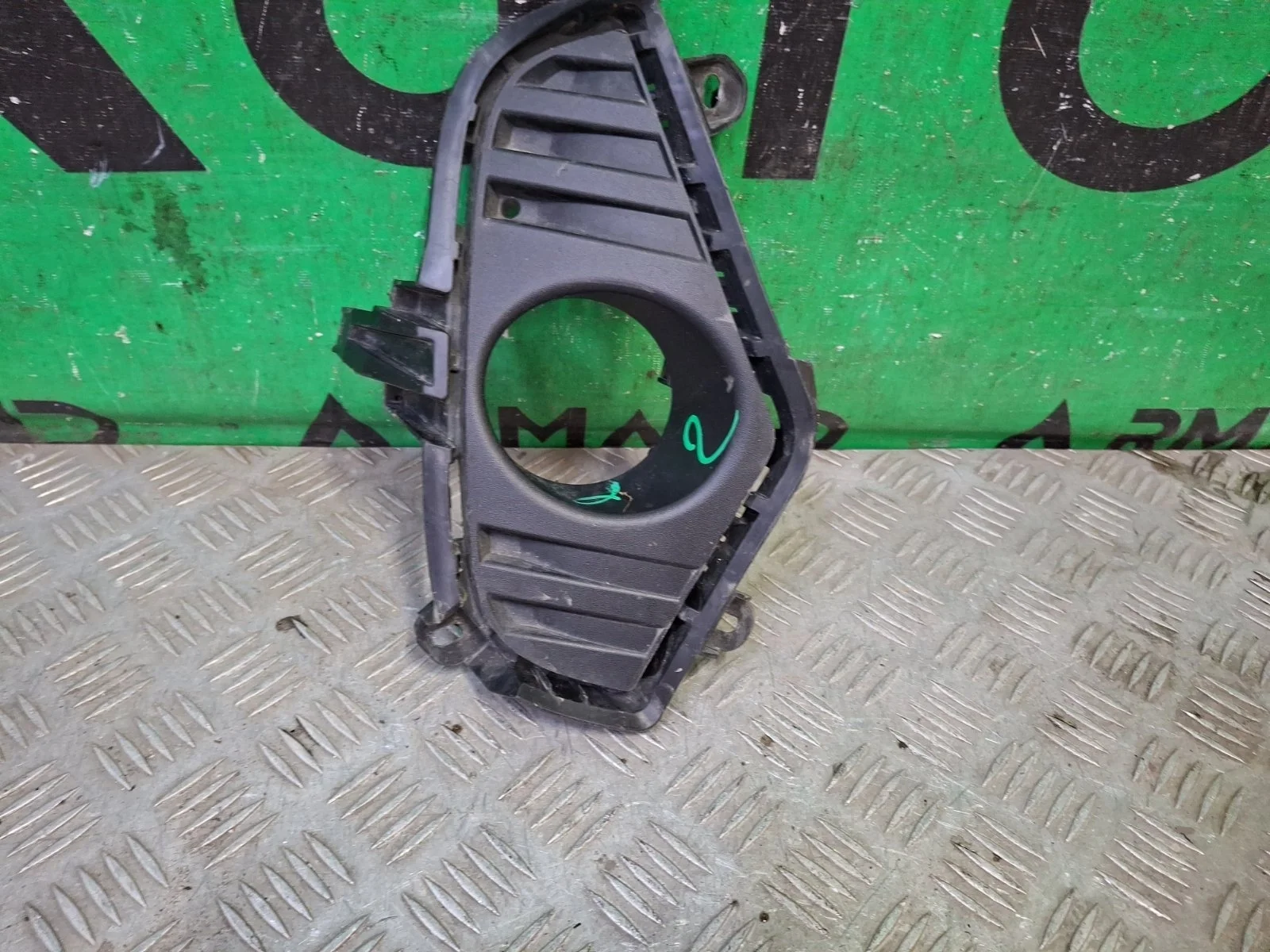 Окантовка птф Toyota RAV4 2018-нв 5 XA50