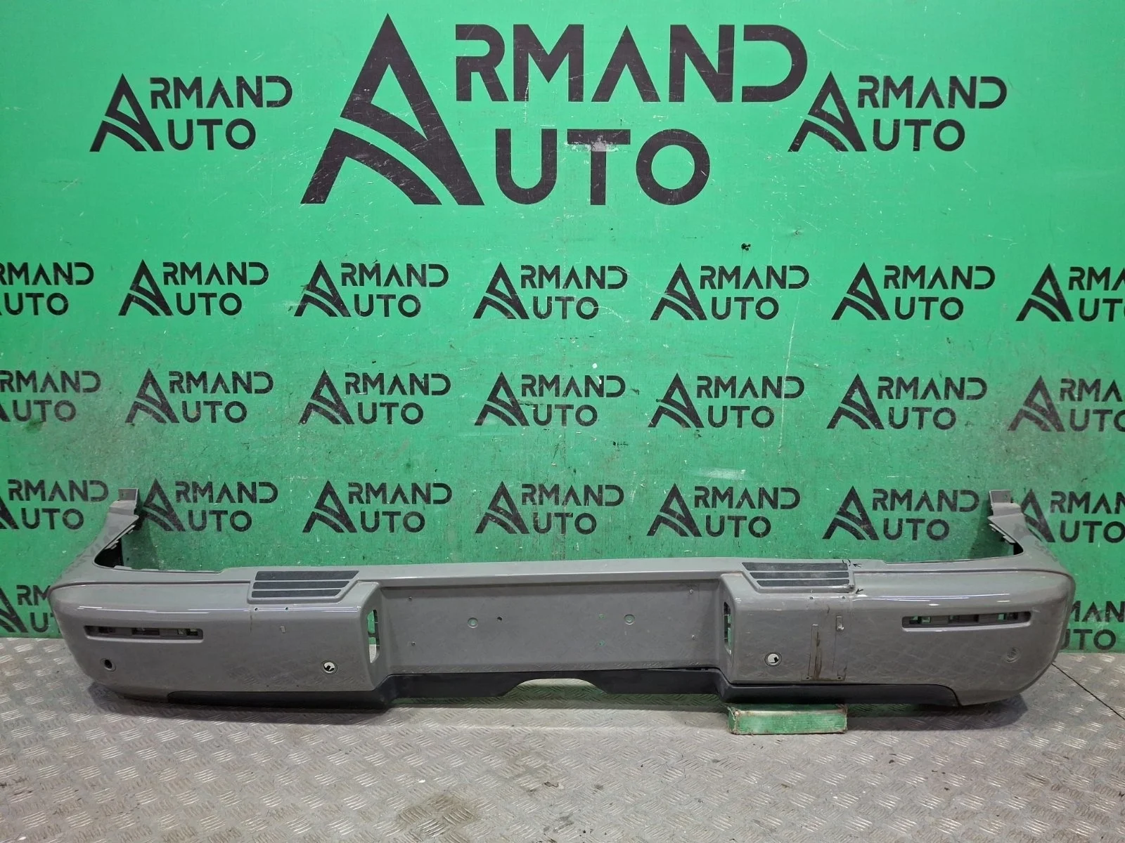 Бампер Mercedes G-Class 2018-нв W463