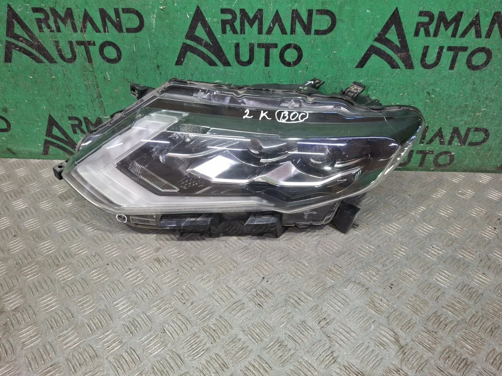 Фара Nissan X-Trail 2017-2022 3 T32
