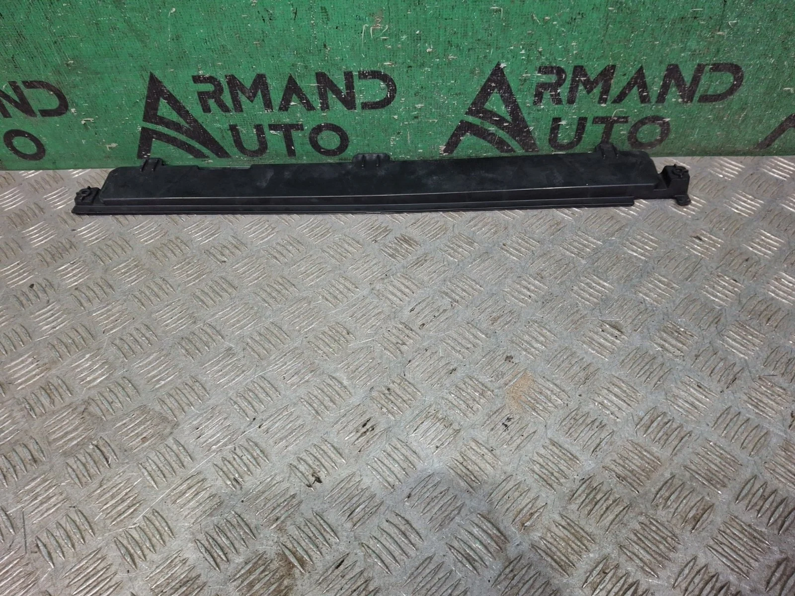 Кронштейн радиатора Volkswagen Polo 2009-2020 5