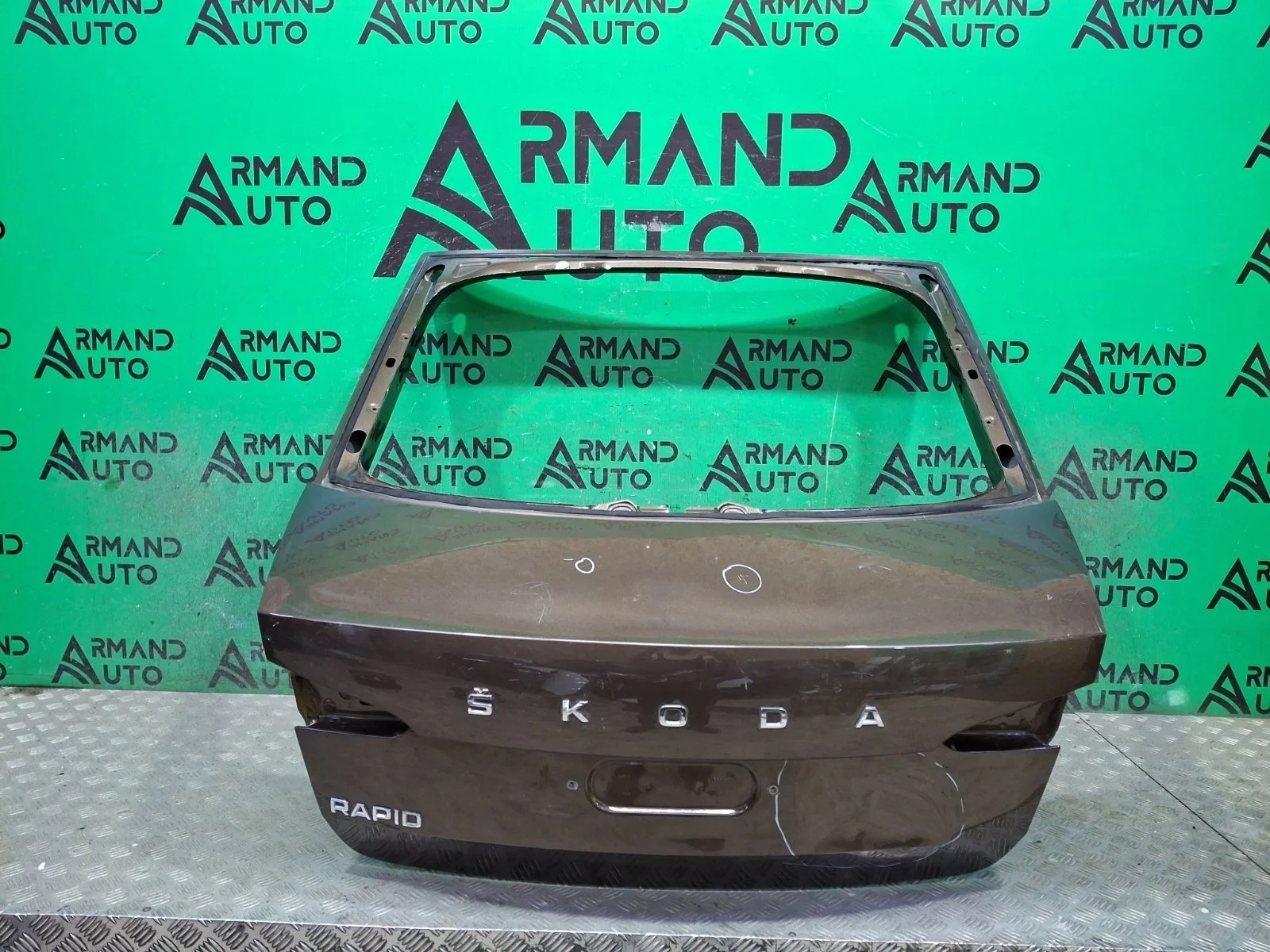 Дверь багажника Skoda Rapid 2020-нв