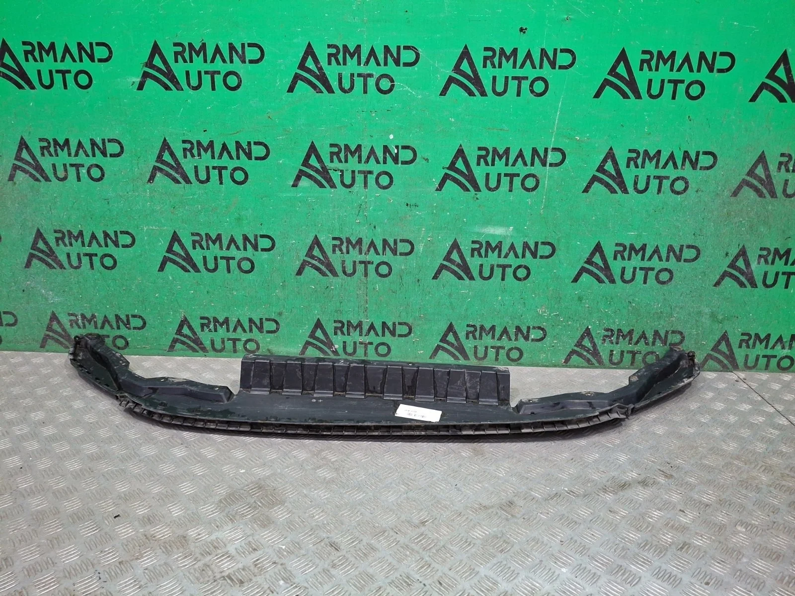 Пыльник бампера Volkswagen Tiguan 2016-2020