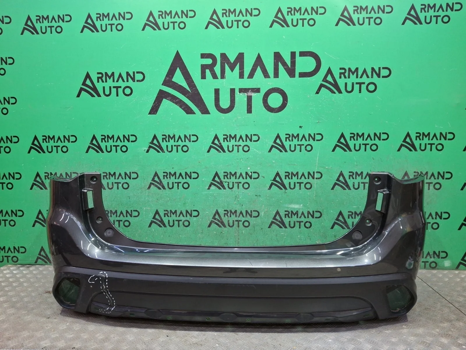 Бампер Mitsubishi Outlander 2015-2018 3