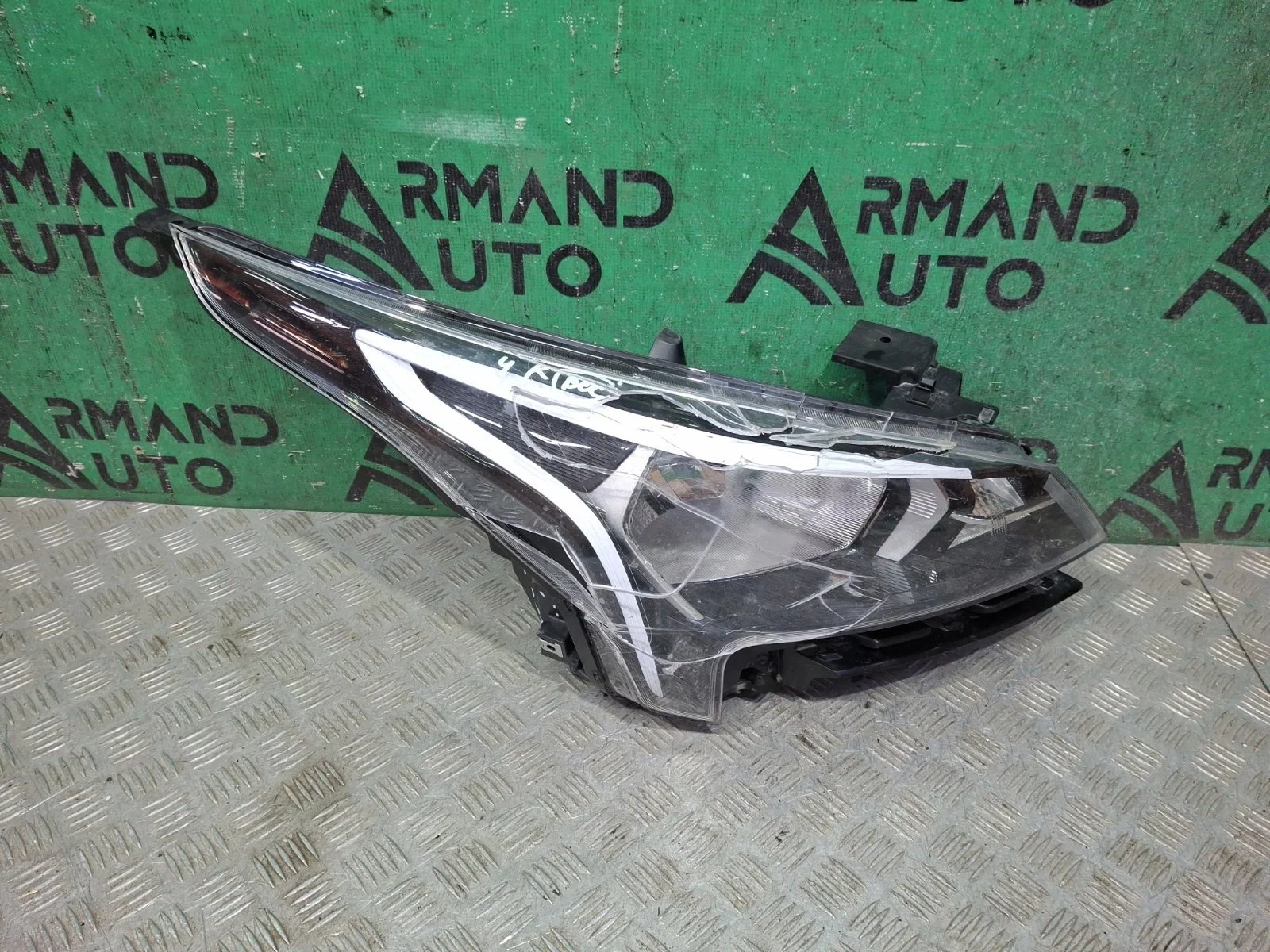 Фара KIA Rio 2020-нв 4 FB