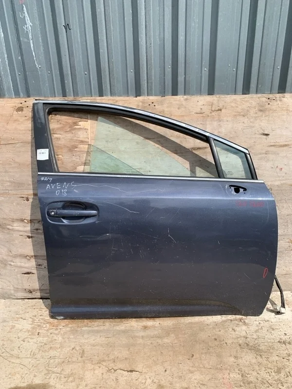 Дверь Toyota Avensis 3 2008-2015 6700105071 T270, передняя правая
