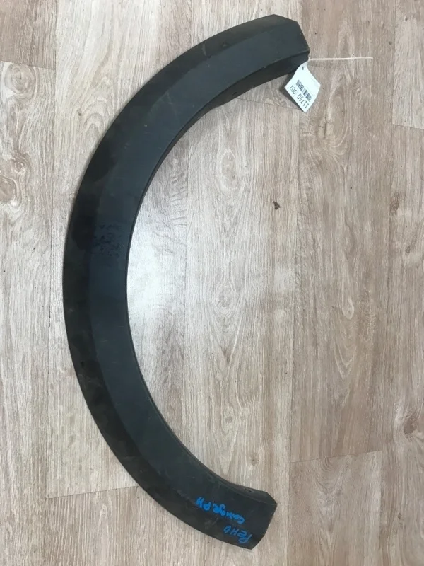 Молдинг крыла Renault Sandero 2008-2011 638753914R, передний левый