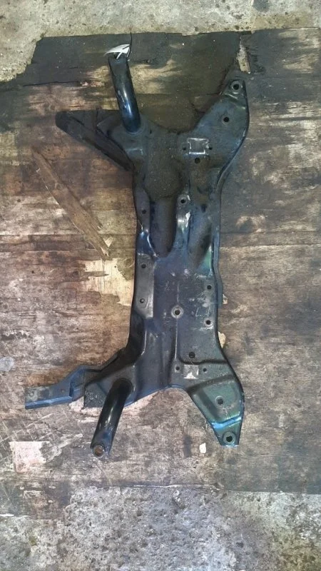 Подрамник Mitsubishi Outlander XL 2007-2012 4000A022 6B31, передний