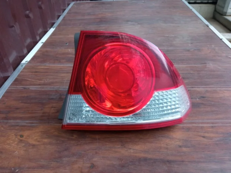 Фонарь Honda Civic 8 2006-2008 33501SNBG01 FD1 4D, правый