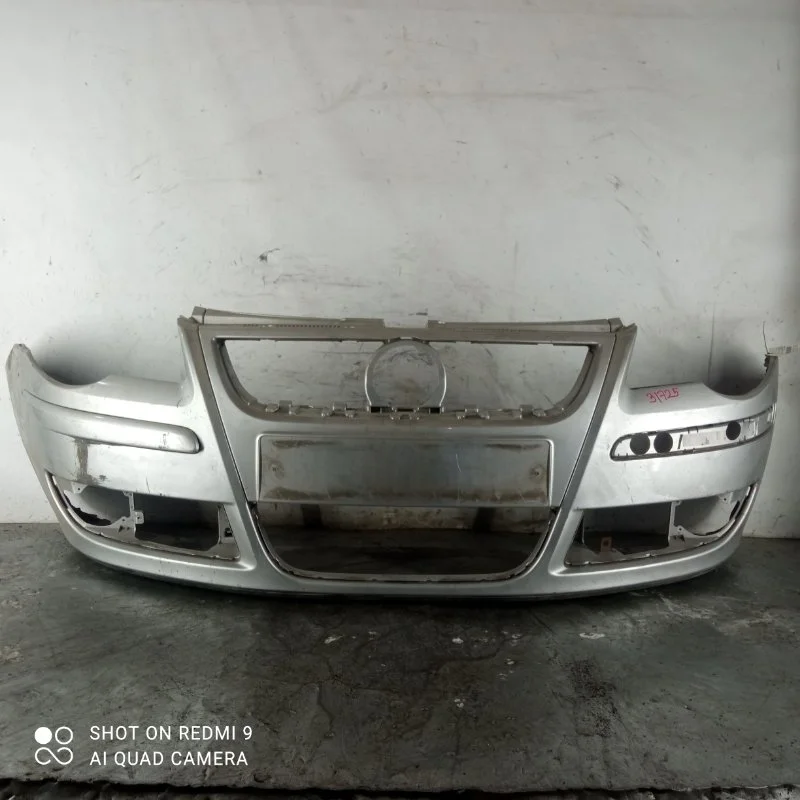 Бампер Volkswagen Polo 2001-2005 6Q0805903B MK4, передний