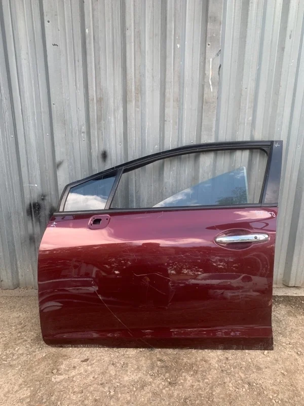 Дверь Honda Civic 9 2012-2017 4D, передняя левая