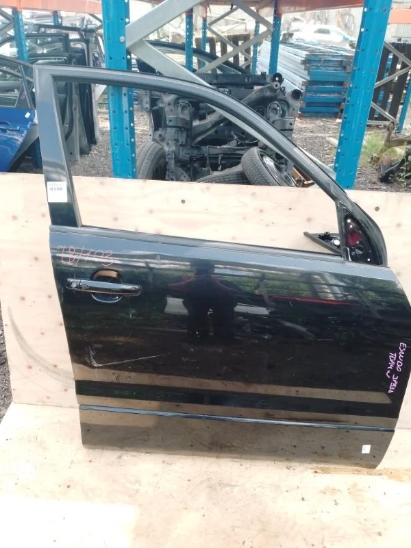 Дверь Suzuki Grand Vitara 2005-2016 6800165842 2, передняя правая