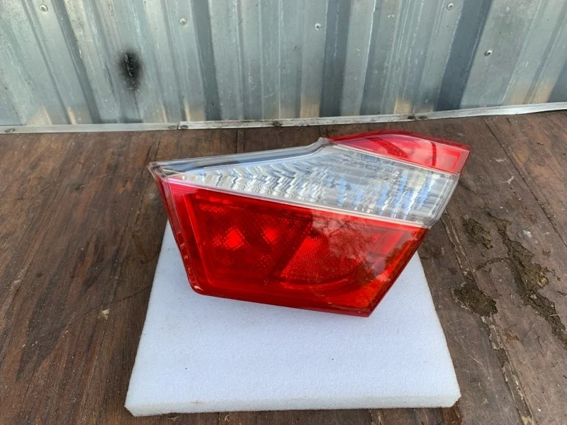 Фонарь Toyota Camry 2011-2014 8158133220 50, правый