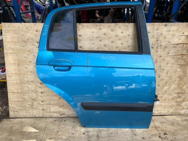 Дверь Hyundai Getz 2002-2011 770041C020, задняя правая