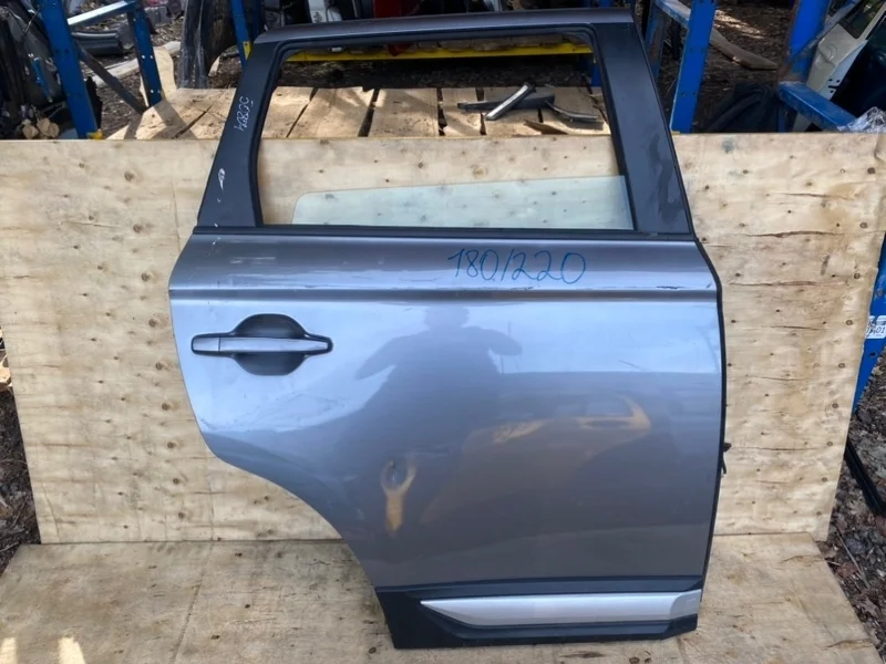 Дверь Mitsubishi Outlander 3 2015-2021 5730B390, задняя правая