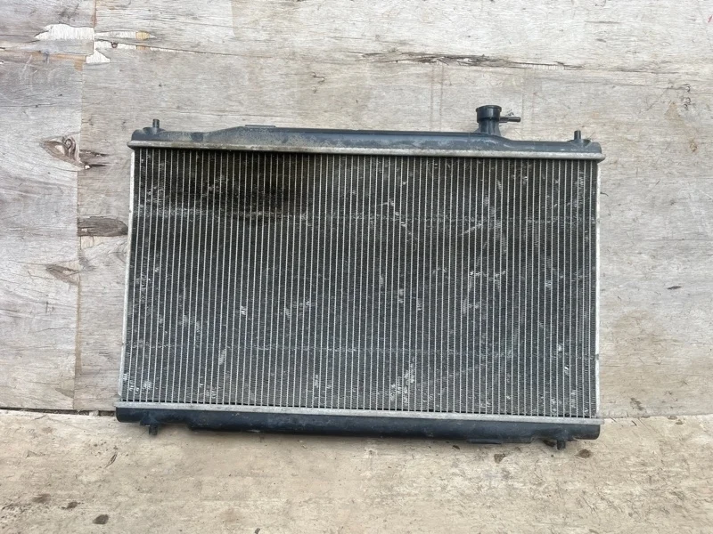 Радиатор охлаждения Honda CR-V 3 2007-2012 19010RZPG01