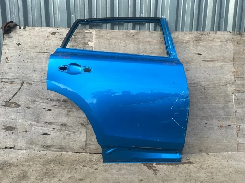 Дверь Toyota RAV4 2013-2018 670030R110 40, задняя правая