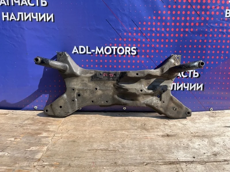 Подрамник Mitsubishi Outlander XL 2009-2012 4000A022, передний