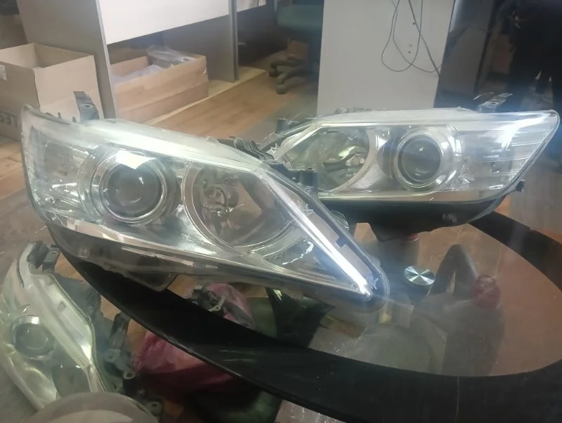Фара галоген Toyota Camry 2012-2014 8117033841 50, правая