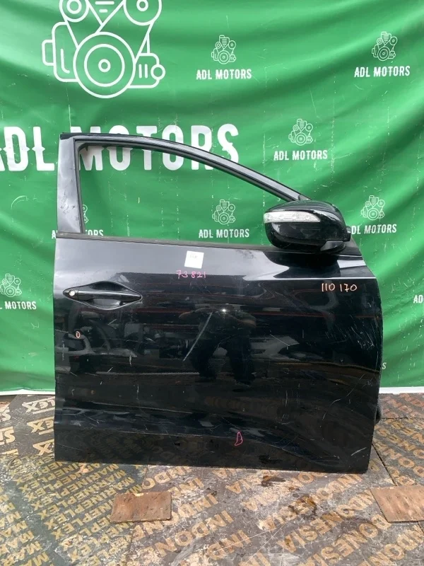 Дверь Hyundai IX35 2013-2015 760042Y000 LM, передняя правая