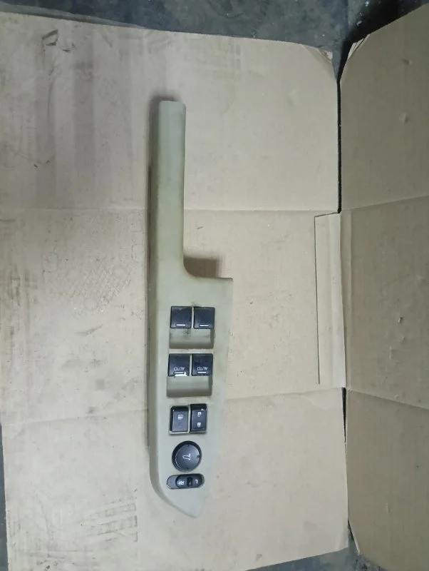 Кнопка стеклоподъемника Honda Pilot 2 2008-2015 83560SZAA111M1