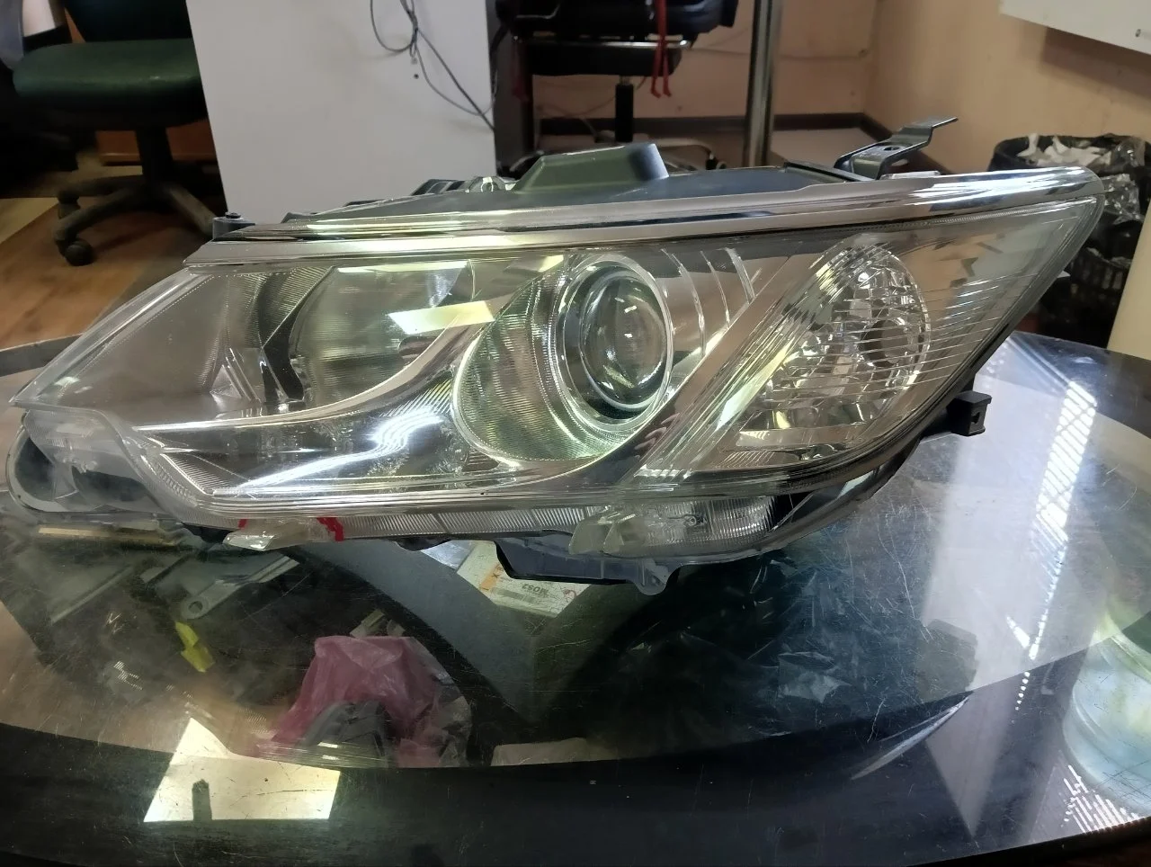 Фара ксенон Toyota Camry 2014-2017 8114533800 55, передняя левая