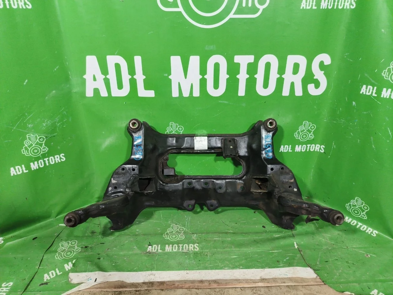 Подрамник Nissan X-Trail 2001-2006 54400EQ500 T30, передний