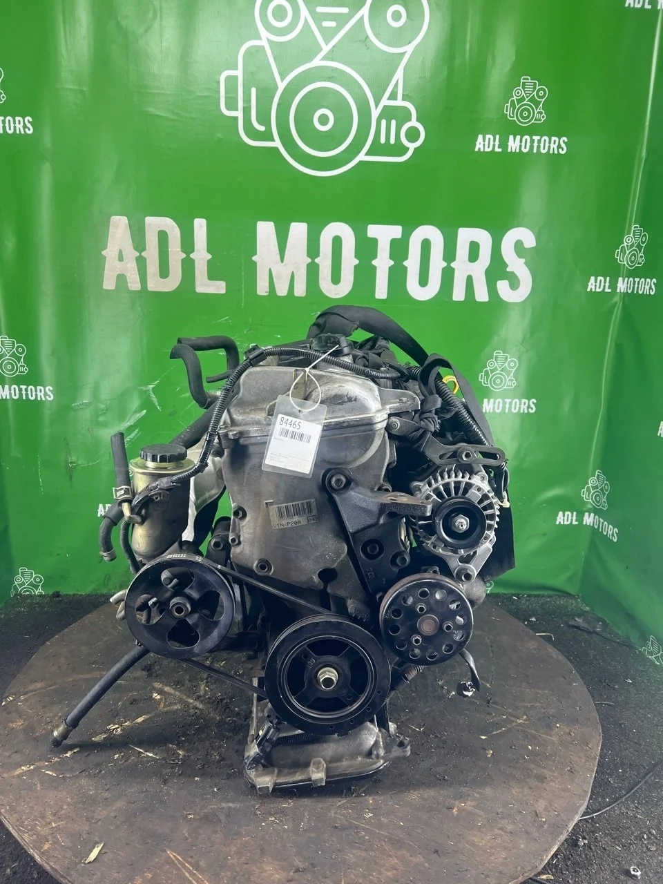 Двигатель Toyota Corolla 1999-2010 1311 E120 1NZFE