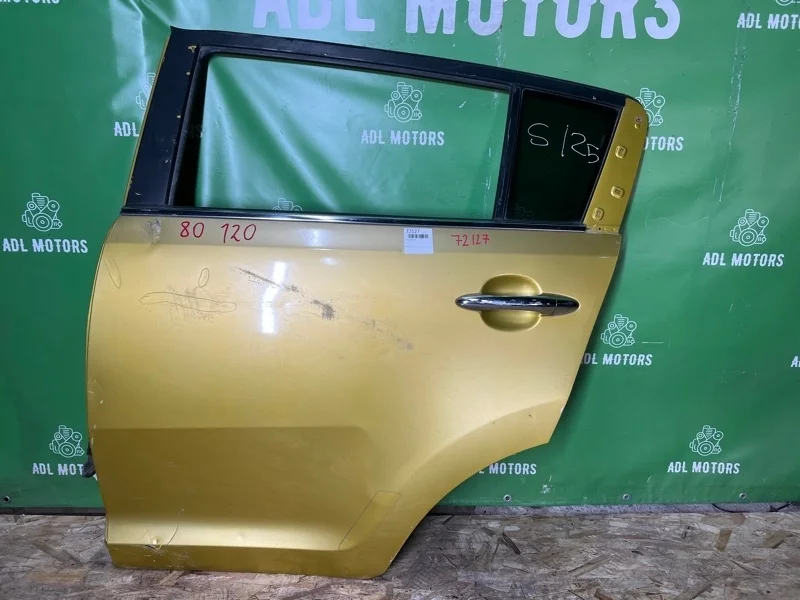 Дверь Kia Sportage 2010-2015 770033W000, задняя левая