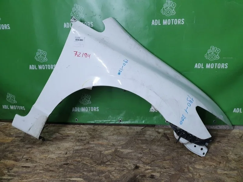 Крыло Honda Civic 8 2006-2011 60211SNBJ00ZZ 4D, переднее правое