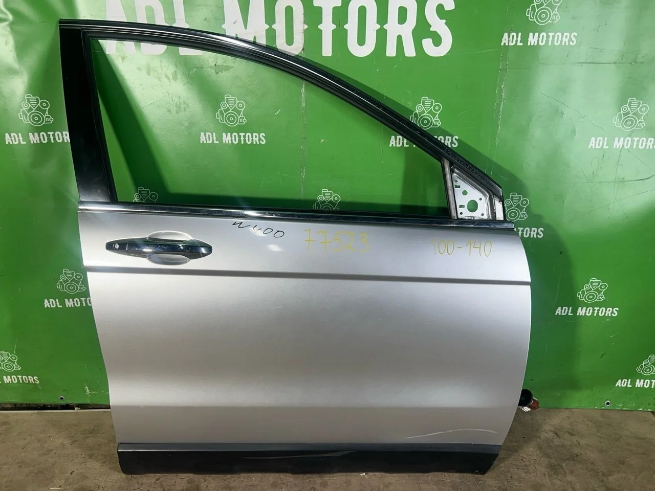 Дверь Honda CR-V 3 67010SWWE00ZZ R20A2, передняя правая