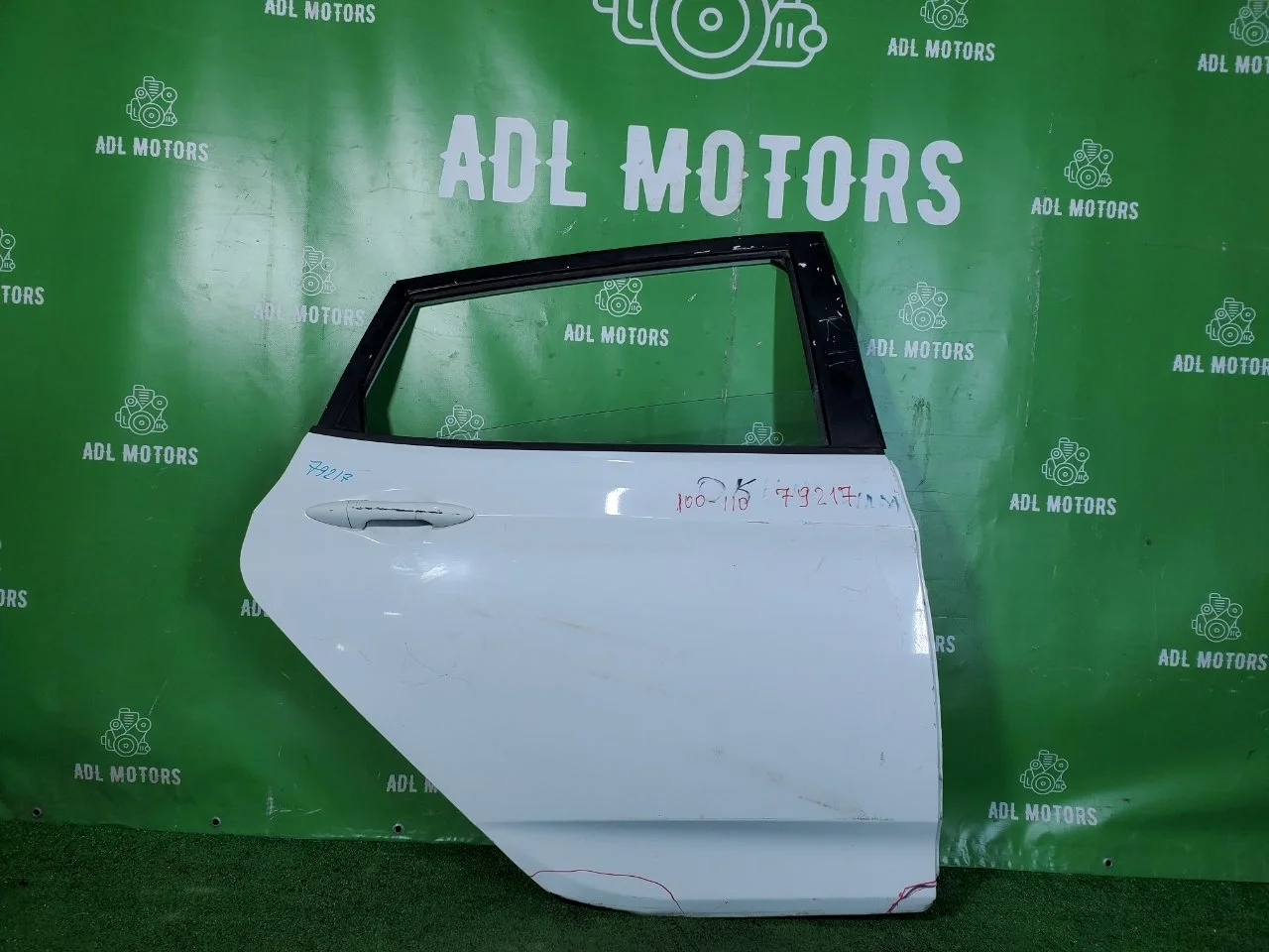 Дверь Hyundai Solaris 2010-2017 770044L000, задняя правая